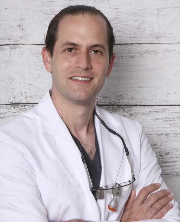 Saint Catharines Ontario pediatric dentist Doctor Michael Rullo